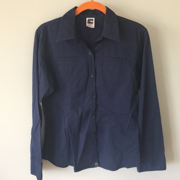 The North Face fitted blue button down - Picture 1 of 4
